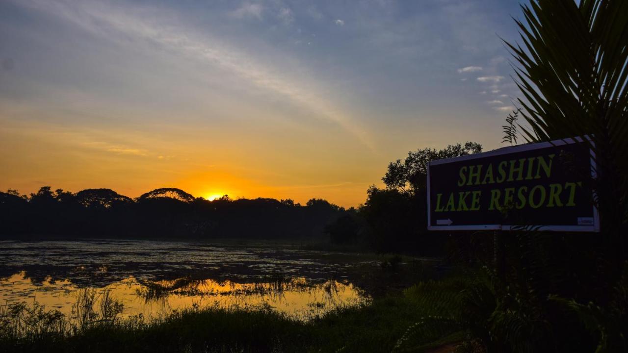 Shashin Lake Resort 담불라 외부 사진
